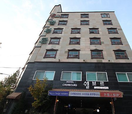 Cherbourg Hotel Cheonan Exterior photo