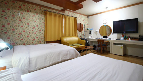 Cherbourg Hotel Cheonan Exterior photo